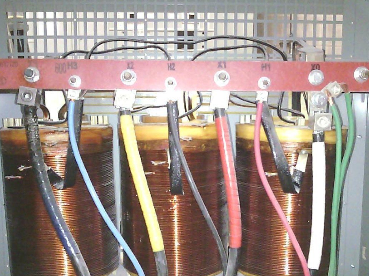 Dry-type transformer, photographed during an electrical infrared inspection