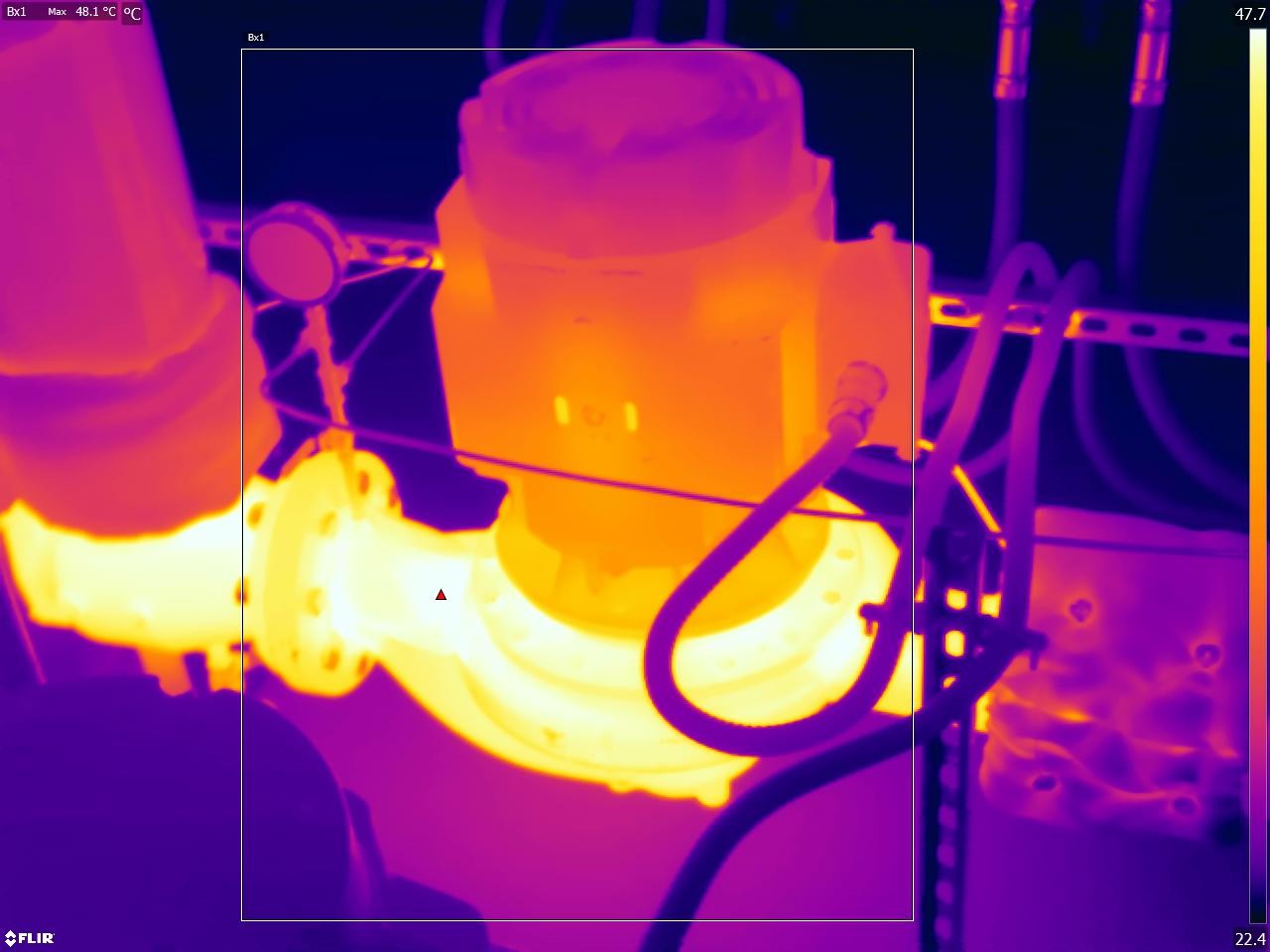 Thermal image of a pump and motor running under load
